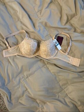 Paramour Nude Lace Underwire Bra with Floral Embroidery